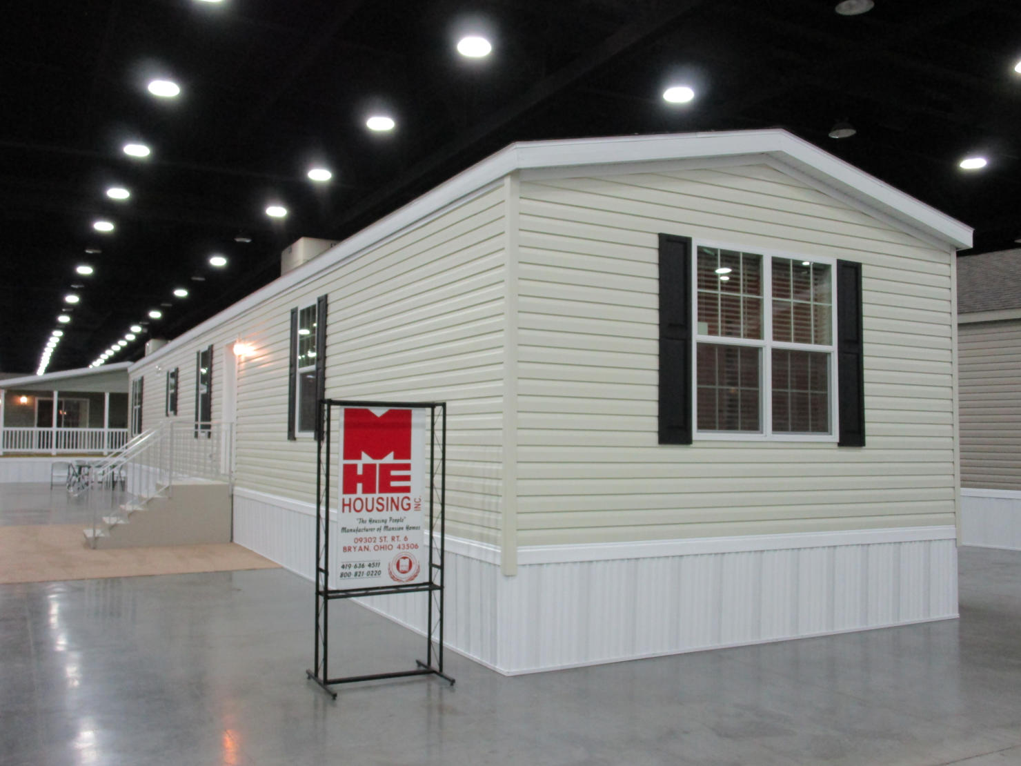 “Mansion Singlewide Series” Plan 8086