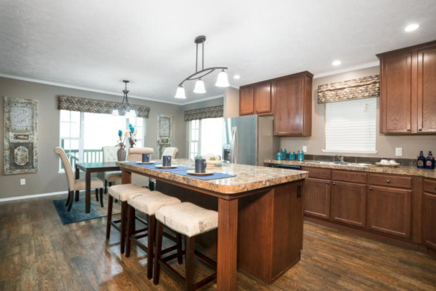 "The Shelby Creek" Plan 583268, Mansion Elite Sectional