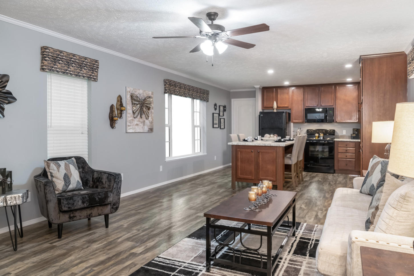 "Mansion Singlewide Series" Plan 8074, 16 x 76, 3 BR, 2 Bath